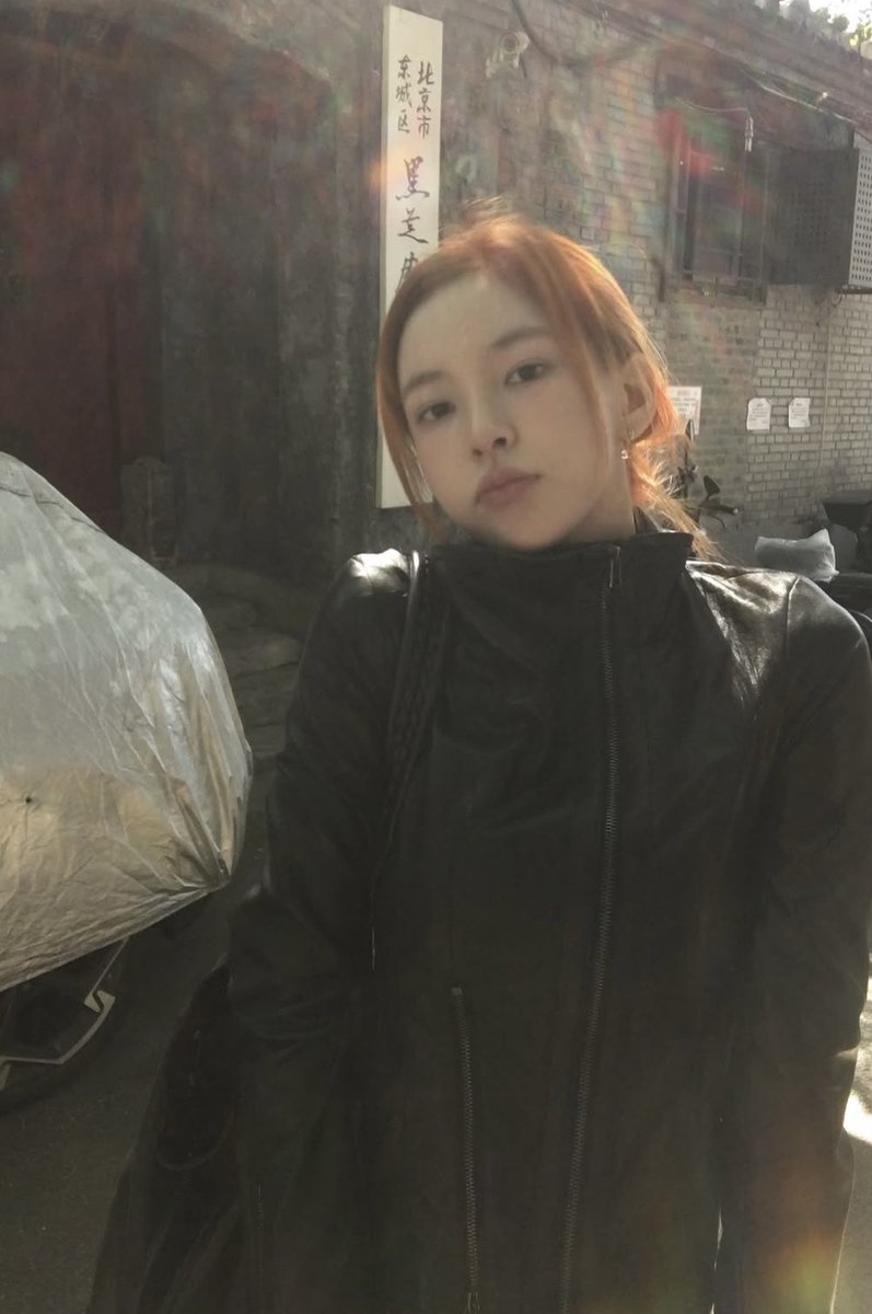 _xhisll's tweet photo. 프랑스미술대학나온화가가공들여그린수채화그림미 잇으시다…. https://t.co/KVYNGrf7U7