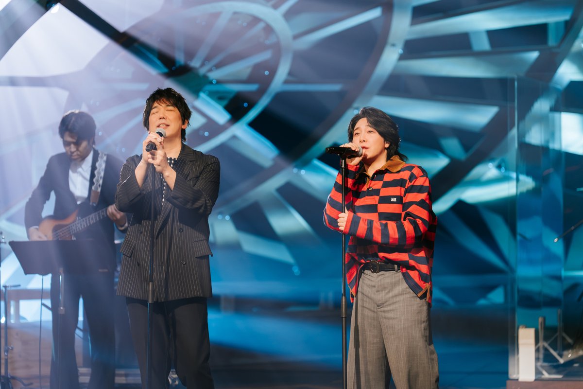 tbsTV_MGA's tweet photo. 📸❎テレビ×ミセス キリトリ

最新回はもうご覧いただけましたか？🪩✨

#スキマスイッチ「全力少年」×ミセス
#絢香「三日月」×ミセス
の名曲コラボはぜひTVerでご覧ください🫧
🔗https://t.co/R5ghlGWMOt

#MrsGREENAPPLE
#テレビミセス https://t.co/aesSTkJpIN