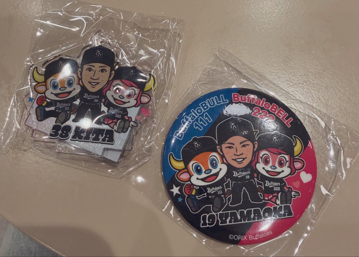 R_E_I_tr's tweet photo. オリックス ガチャ 交換 買取

【譲】 缶バッチ 19
 　　アクリルチャーム 38
【求】買取

本日京セラドームにてお取引可能です。
お気軽にお声掛けください☺️ https://t.co/lcRYSLJExe