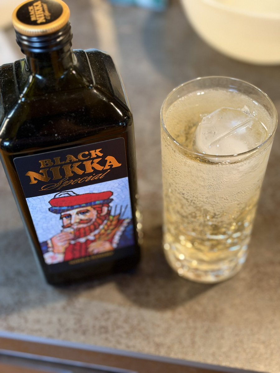 oyruuu's tweet photo. 家族サービス終了！飲み始めー🍻 https://t.co/dej4KrH2QA