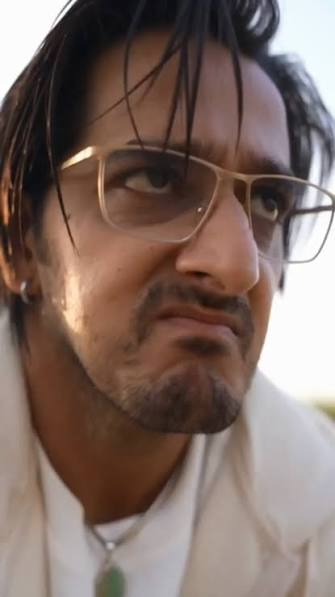ch48371's tweet photo. @real_khabri_1 THROW THIS VILE MAN OUT
22 year old boy cooked this 40 year old monkey It was a hard watch, kaazi is a total fraud mental patient, HE NEEDS A DOC ASAP!!! #yungdsa #biggboss20 https://t.co/vRAtgY9ME8