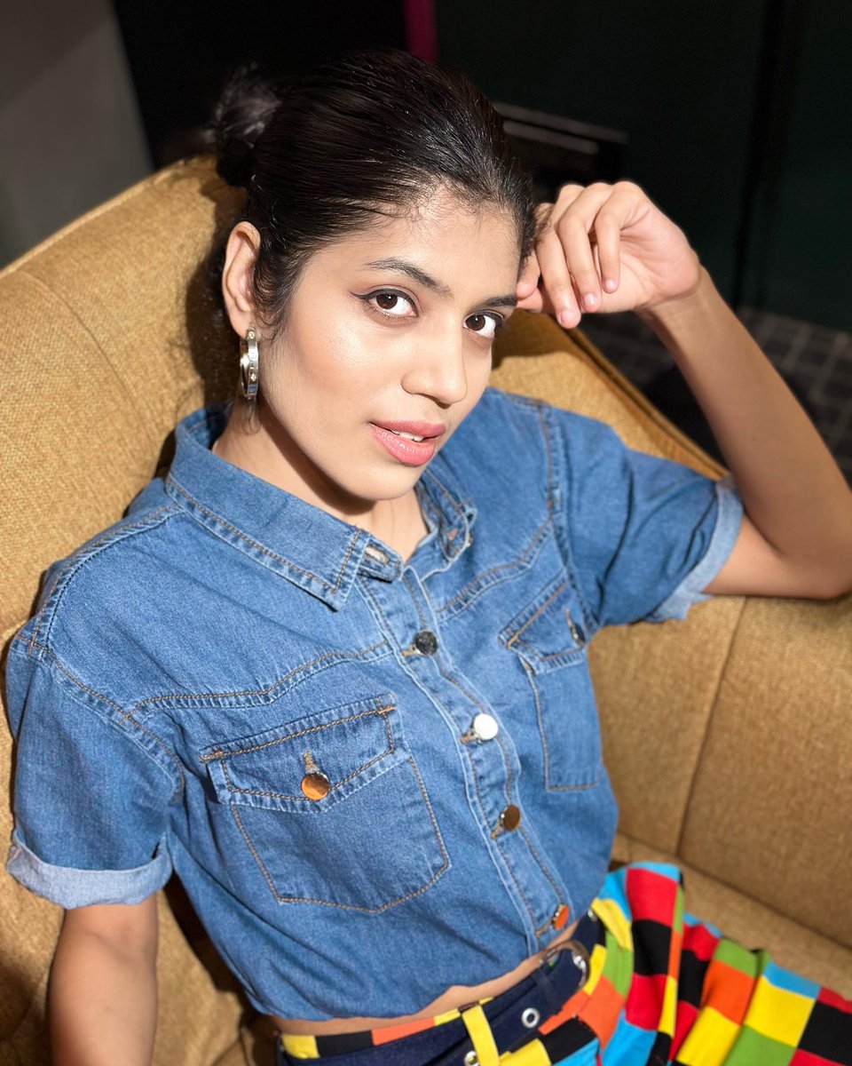 MarciaChriqc's tweet photo. Let the good times roll. Pepe Jeans India. Photo: @mandeep_panghal_music. https://t.co/PTR4vYjDIk
