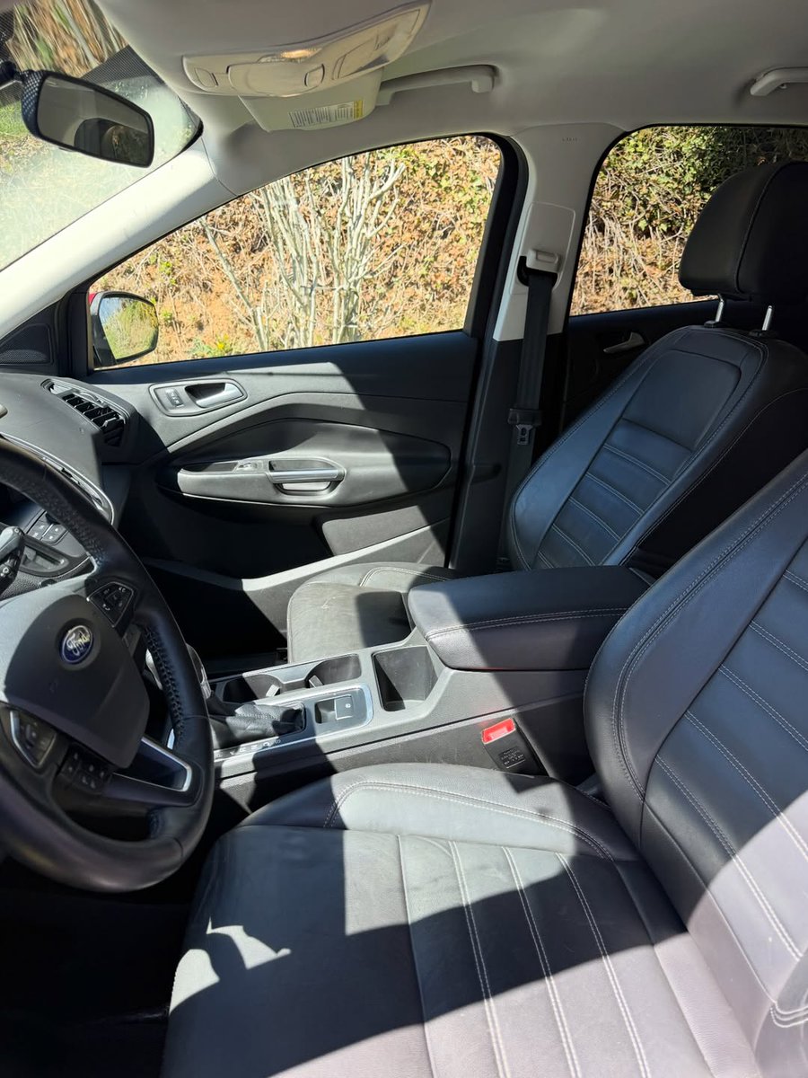 TrishDivirgilio's tweet photo. Interior detailing and pet hair removal to refresh your vehicle. Includes deep vacuuming, surface and glass cleaning, and rubber mat dressing. Add-ons available: coatings, protectants, steam cleaning, and stain removal. Message WNC Detailing today. https://t.co/KppYHWxl8X