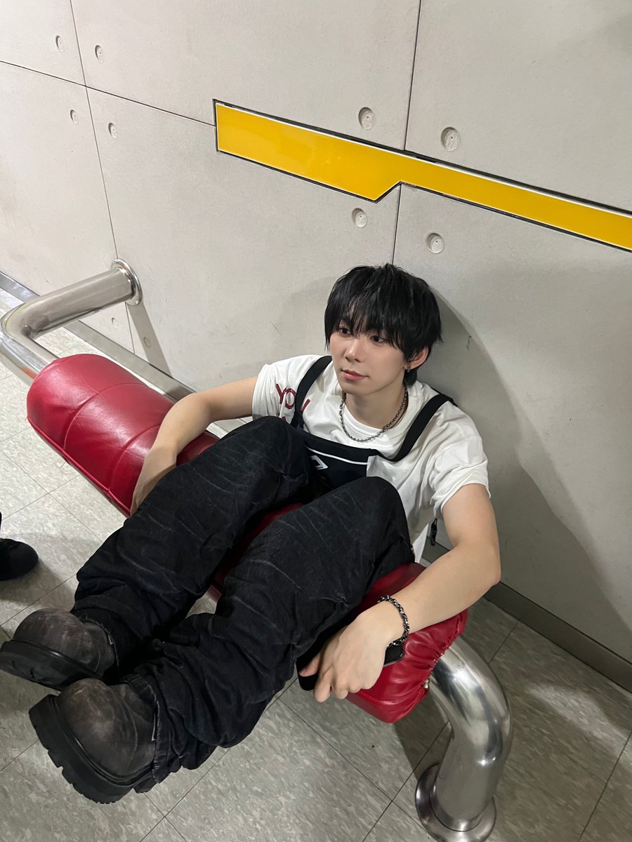 906files's tweet photo. 260925 jeongwoo weverse update 

🥳 https://t.co/Q5ParP5K0B