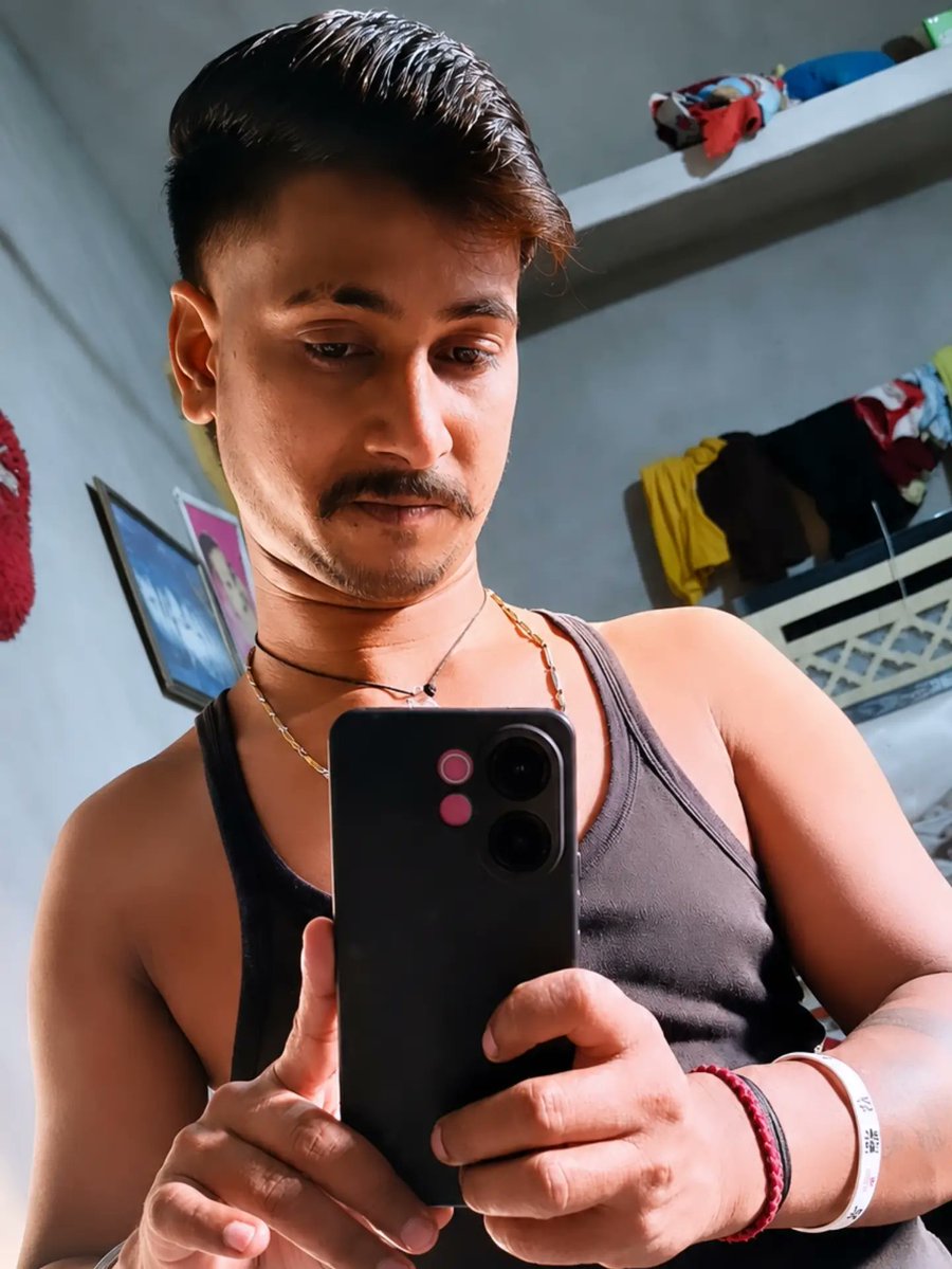 MervinHellams's tweet photo. दिल साफ़ रखो साहब, हिसा�� लोग नहीं, वक्त करता है। https://t.co/JXaQCZp8zq