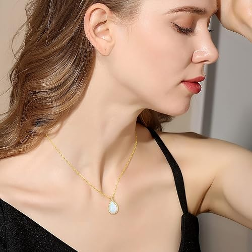 itsLightMagic's tweet photo. October Birthstone Opal carries an otherworldly glow, believed to awaken intuition, inspire creativity, and illuminate the hidden magic within. Check Here https://t.co/H0LXvTEY5v
#Opal #OctoberBirthstone #GemstoneJewelry #CrystalMeaning #HealingCrystals #Gifts https://t.co/AIqNkr31wC
