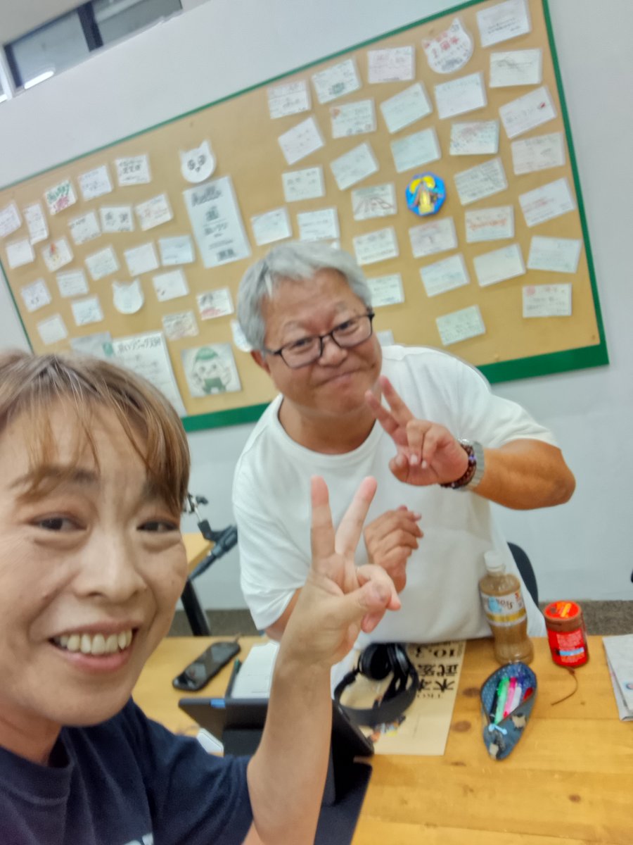 oshirashu2026's tweet photo. #あいラジ  #あいラジ遊 出演させて頂きました！柳瀬ゴローさんありがとうございました🙇‍♀️木本さんもお電話ありがとうございました🙏✨緊張した〜💦

このあとスタジオ前で🎫販売しています！ぜひ起こしください🙇‍♀️
 #柳瀬ゴロー  #TKO木本  #木本武宏 https://t.co/vRmcaW0EqX