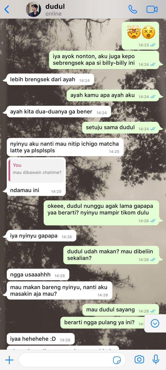odirasi's tweet photo. nyinyu-dudul, yang suka kabur-kaburan dari rumah karena ada baiknya mereka tetap pelihara waras di tengah ketidakseimbangan keluarga.

nyulrul onetweet au https://t.co/Xh9us5tBpC