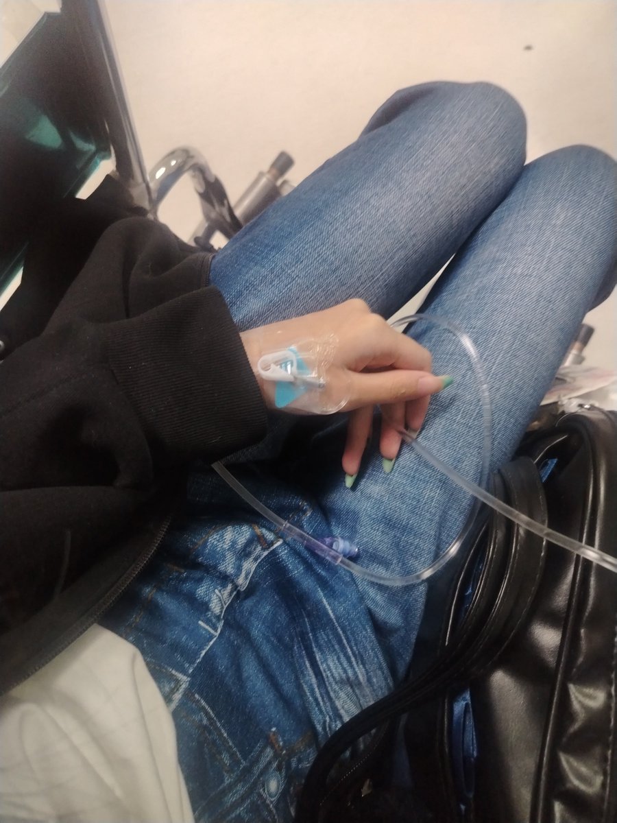 RieseCups's tweet photo. I may be hospitalized but its oki i have #azeru plushie for comfort https://t.co/f6ZfTFEmhR