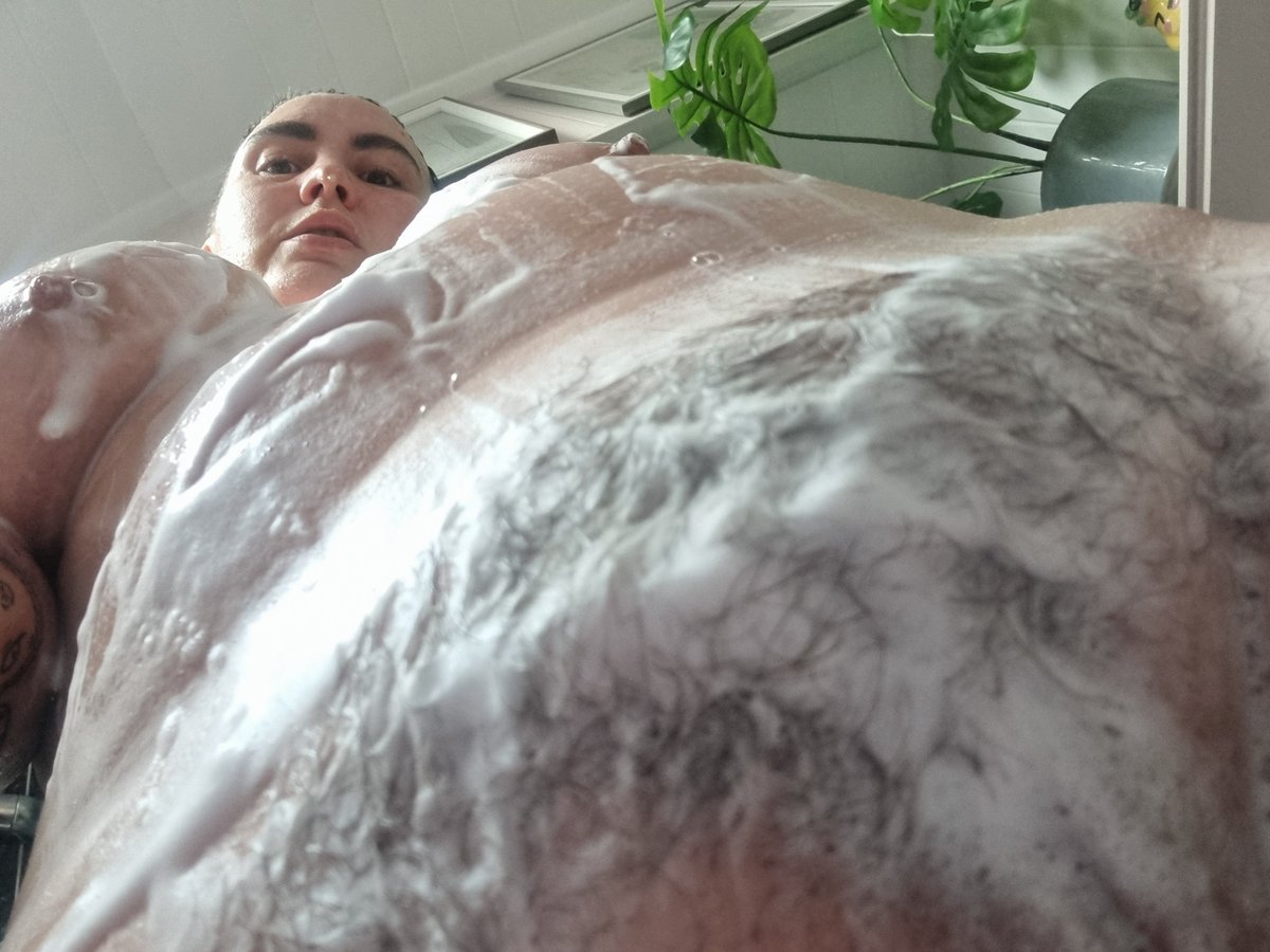 victoria__myers's tweet photo. Soapy 🧼 https://t.co/19bAlhoGCI