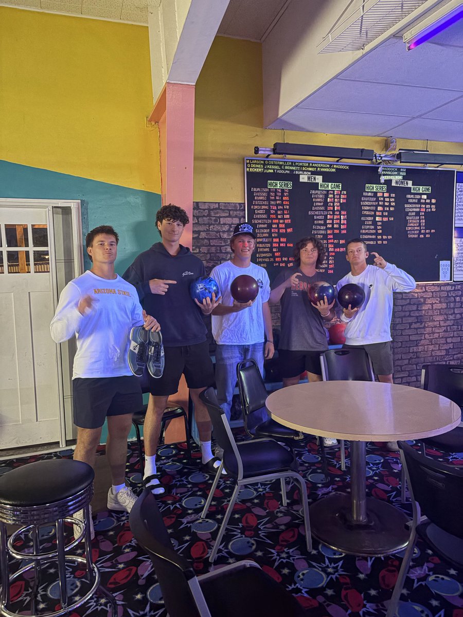 DCCBucsBaseball's tweet photo. Team bowling night for the Bucs 
#cometothedive 
#dontgiveuptheship https://t.co/hDIMB2onqN