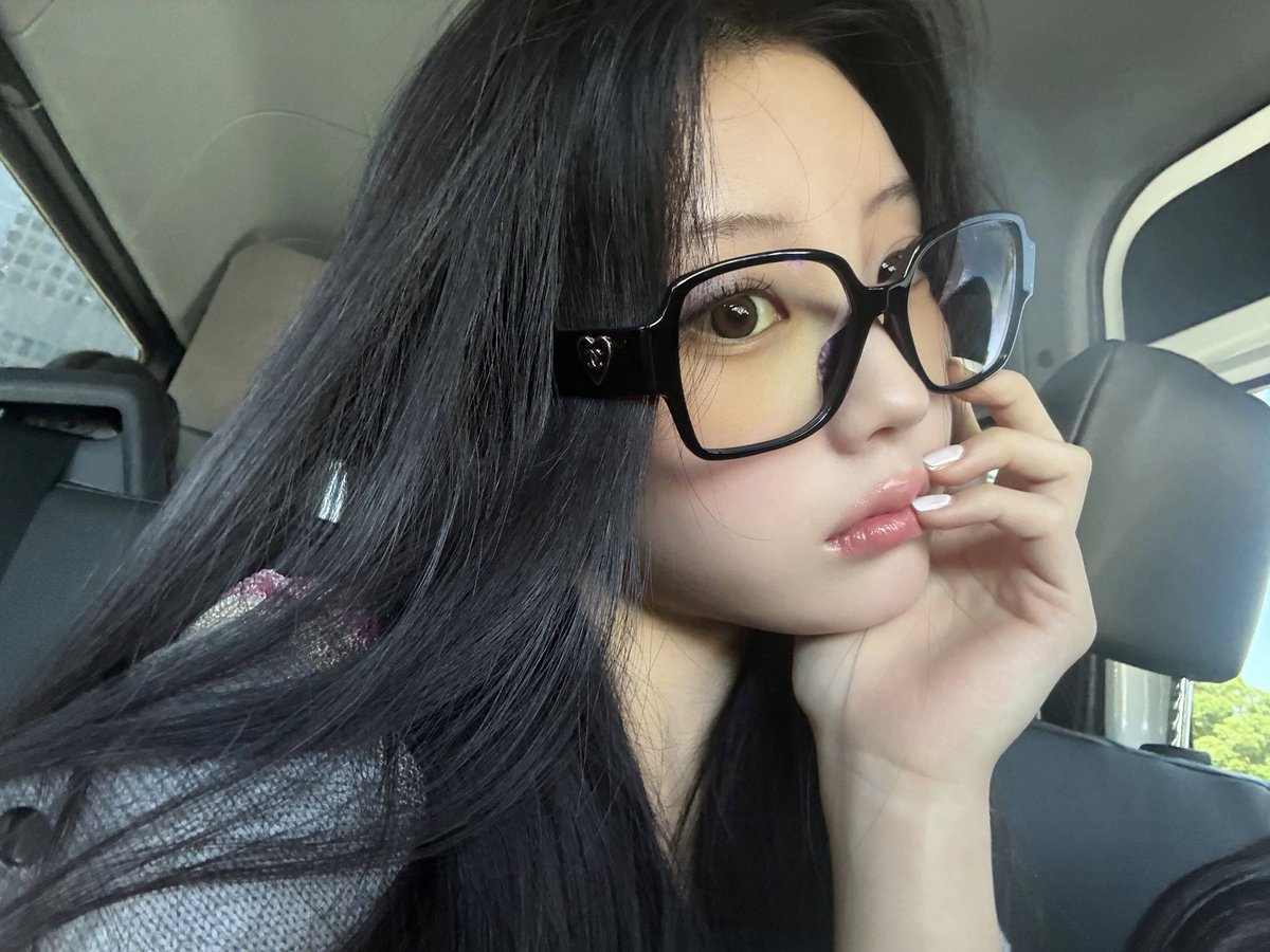 Hiraevmomo's tweet photo. Like dong #zonauang https://t.co/Q7Iq1iFyZ7