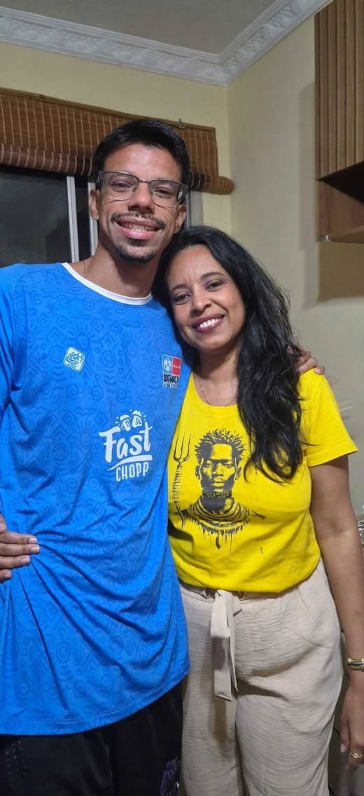 moinalima's tweet photo. Celebrando a vida do Kauan que completou 26 anos em 23 de setembro! 💙🤍💛 https://t.co/Rrx4PKuXSD