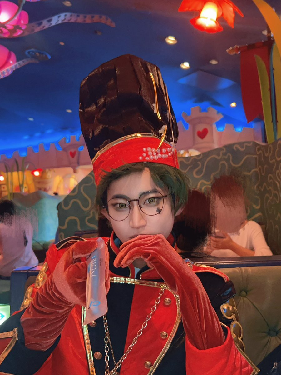 kyatapicos's tweet photo. こらエーデュース❤️♠️、
食後の歯磨き忘れてるぞ🪥 https://t.co/VQpwp8MaoW