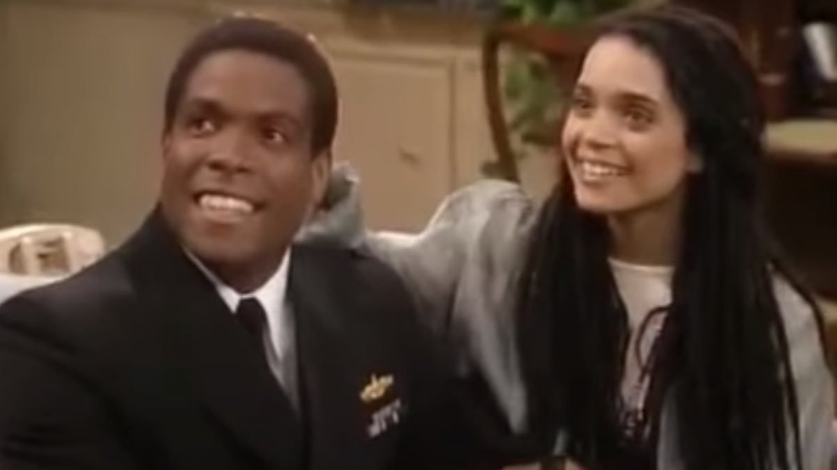 AnDerecco's tweet photo. I wasn't ready. Ellington Kendall. And did Dwayne call Denise in episode 10?

#ADifferentWorld
#Netflix https://t.co/MvuWlffBpl