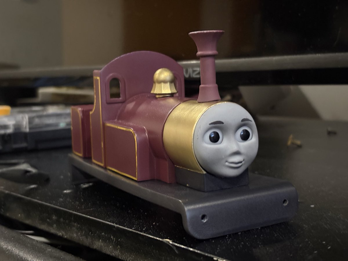Fnafpuppetman0's tweet photo. Lady shell is almost done!!! https://t.co/jUsssNRt2z