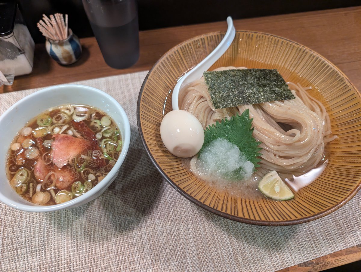 Ramen_SR0102's tweet photo. 麺処はら田
埼玉県さいたま市南区南浦和2丁目28-13

秋刀魚節の昆布水つけ麺
特盛

計1,800円

2026/09/25(金)  
11時25分着
開店待ち2名様
11時45分着丼 https://t.co/F4BxlGE05q