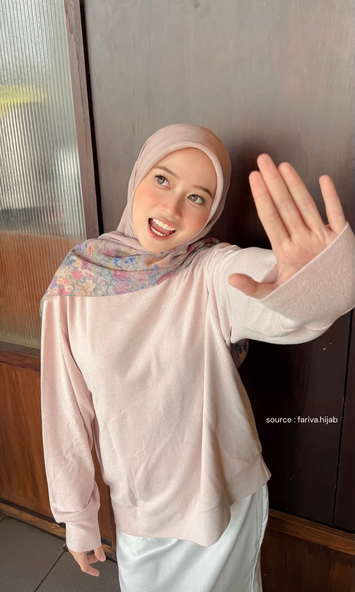 devijahuafa's tweet photo. Pecinta pattern paris bunga sinii deh aku bisikin🤫 ada loh pattern paris bunga yg kalem kaya giniii😍 di try on juga look nya maniss bgttt💌✨
Link pattern paris💗✨ https://t.co/YwXPTumWey