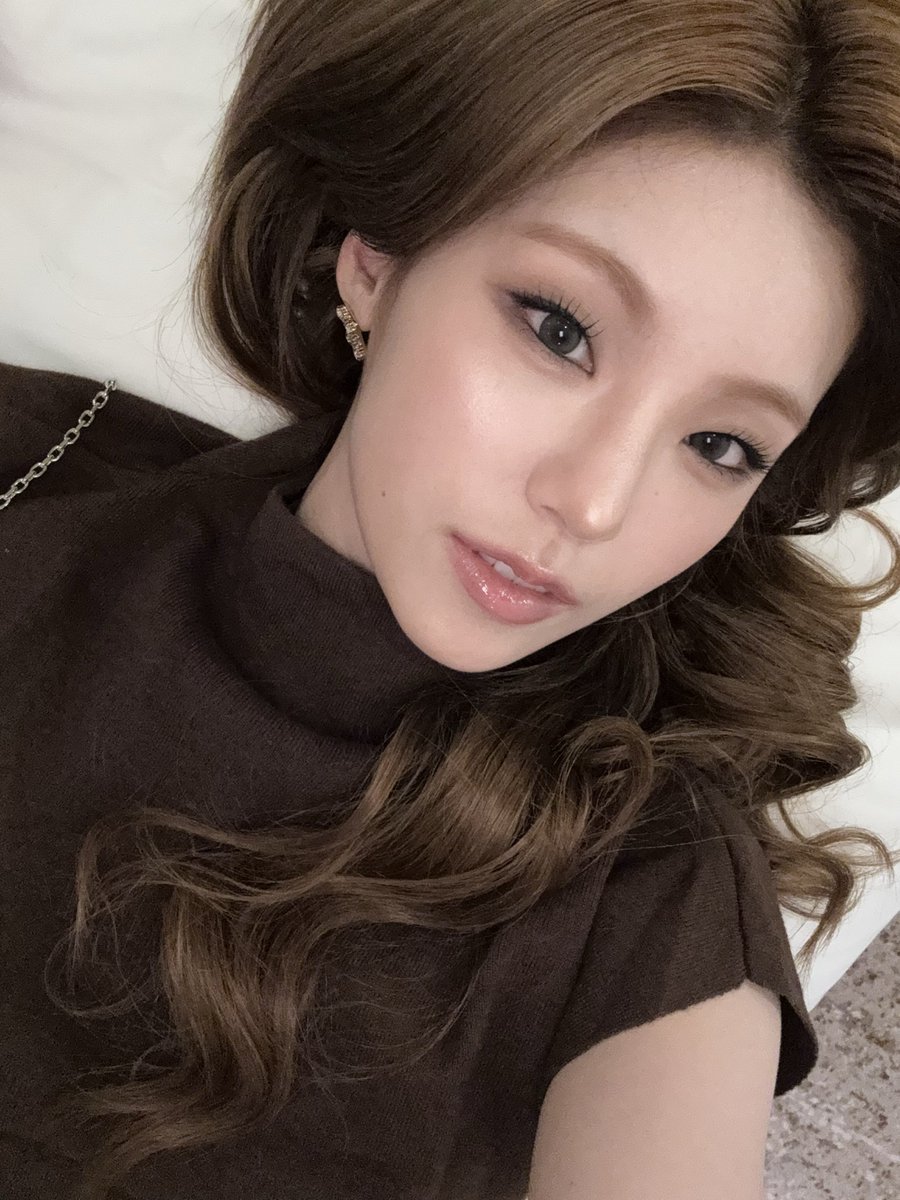 seungmonned's tweet photo. masih belum move on sama make up looks dia yg ini soalnya cantik bangeeet https://t.co/RZY4lJhL9m