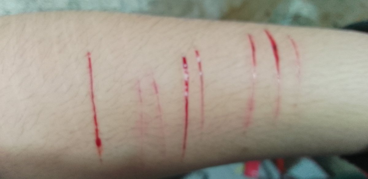 xaviisswa's tweet photo. Bad quality SFX makeup #sfx #sfxmakeup (picturing with a tablet is so hard especially when the camera is ass omfg) https://t.co/rQSzdKrExP
