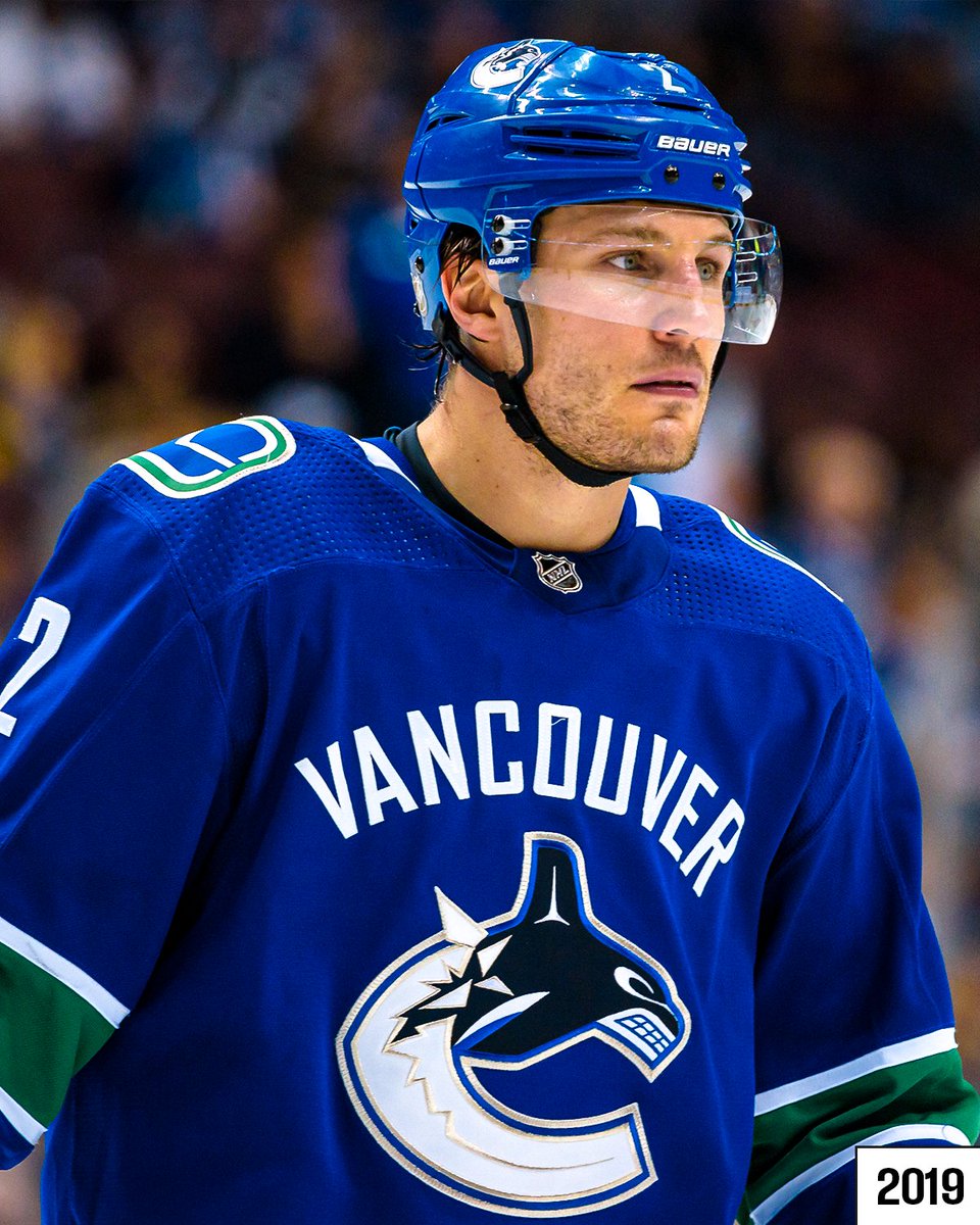 No. 2 is back in blue 🐳

Did you know this is Luke Schenn's third stint with the @​Canucks? 
 [📷](https://pbs.twimg.com/media/HTCCmTQaAAAFC-7.jpg) [📷](https: