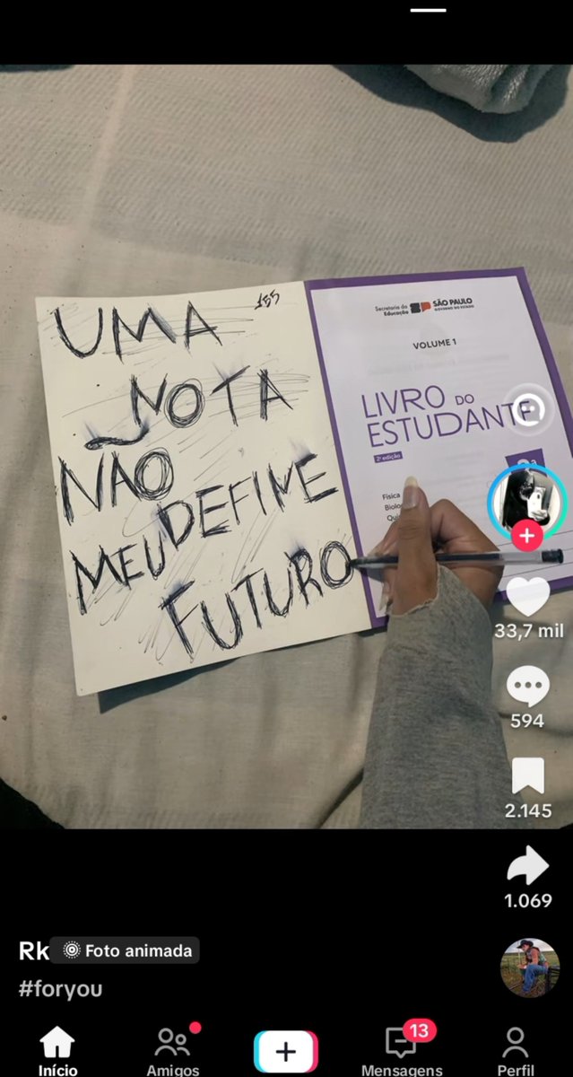 annnonimo0qme's tweet photo. Eu tentando romantizar a minha burrice https://t.co/a2eRxgPCn4