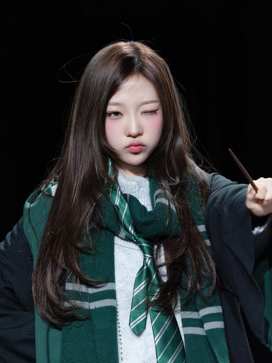 kpop12002's tweet photo. 251029 💚 

#STELLA #스텔라 https://t.co/T065A6iuUT
