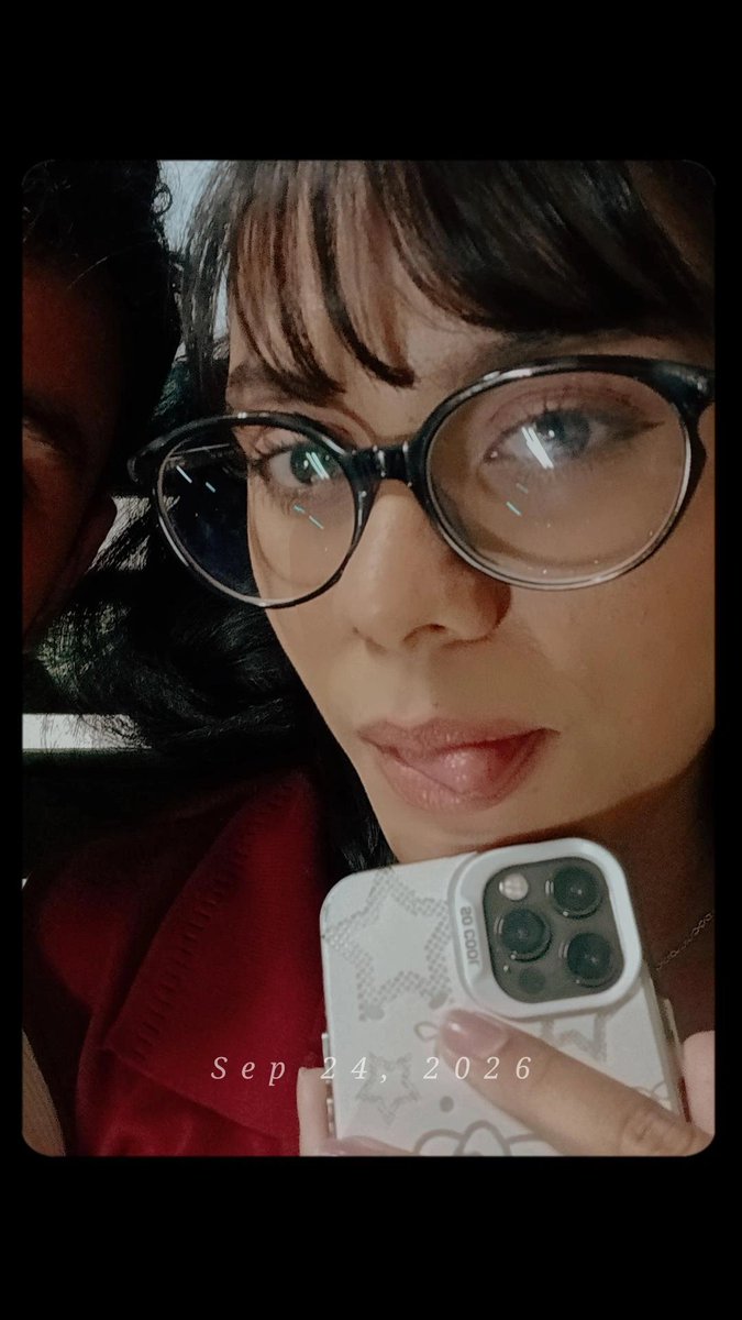 itslukinhas's tweet photo. a doutora que ama mostrar a língua, amo ela https://t.co/wEMqPcrmXI