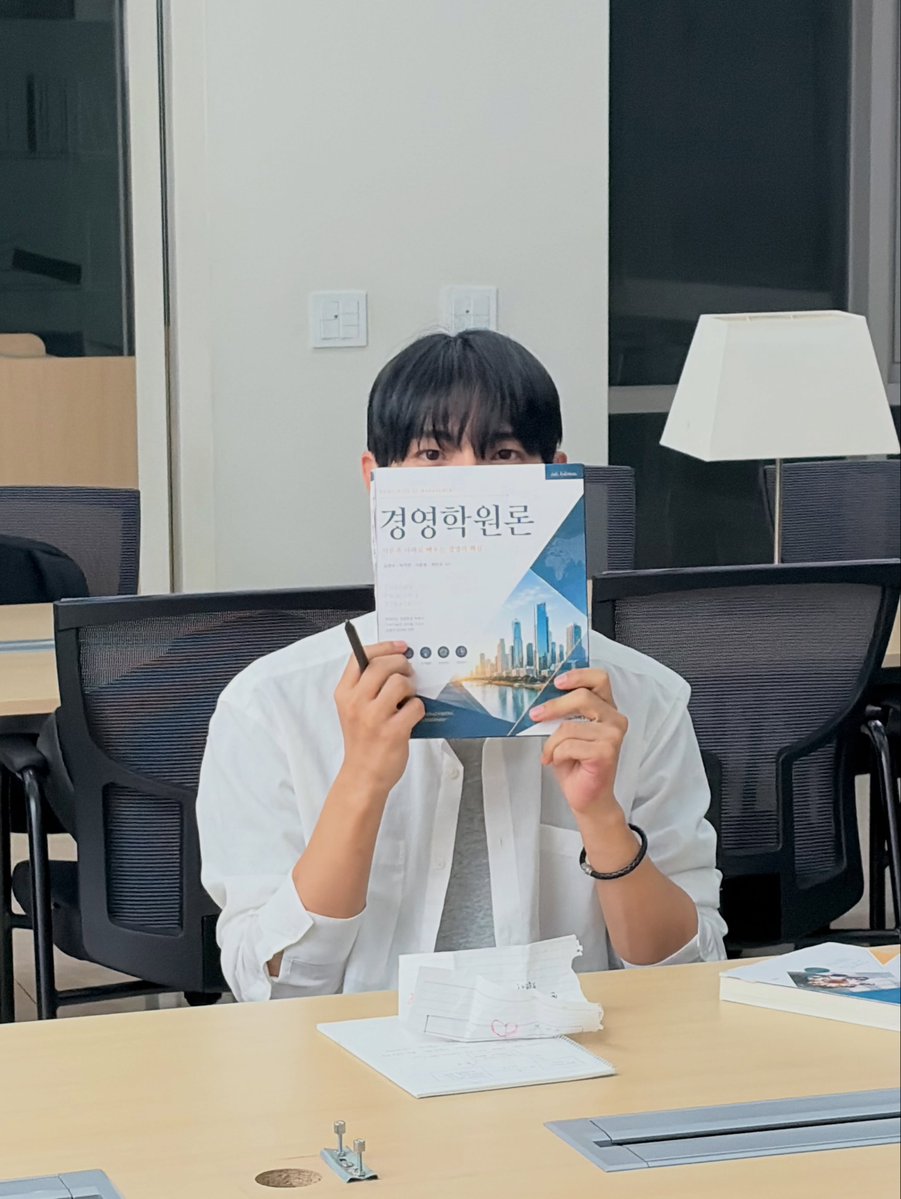 uus041723's tweet photo. https://t.co/NbsTT8YTRU