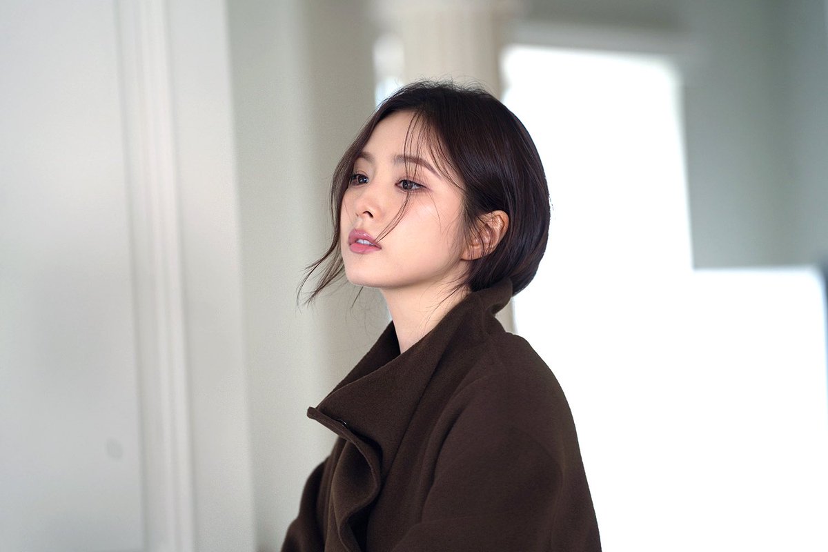 ThePresent_X's tweet photo. [#신세경]
@_sskofficial x Sie

#BEHINDTHESCENES of SHIN SAE KYEONG for SIE 2026 F/W CAMPAIGN 🩵

See more on Weverse ⬇️
🔗 https://t.co/o8BthpCraF

#SHINSAEKYEONG
#SIE #시에 https://t.co/ATl5NHLO6N