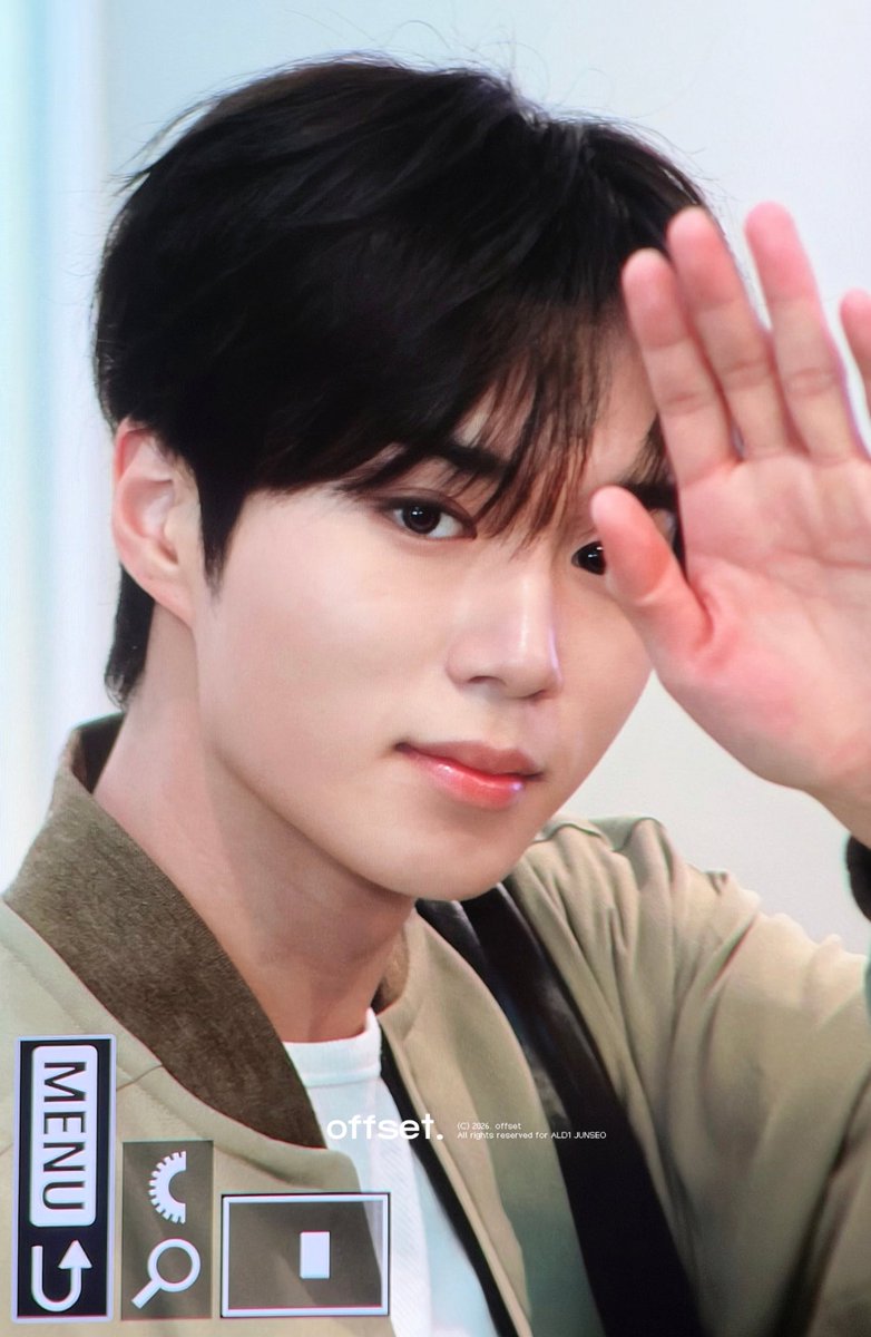 dhvmtpt's tweet photo. 오늘 ㅈㅉ 잘생기셨어요☺️ #김준서 https://t.co/0OHDg04x3d