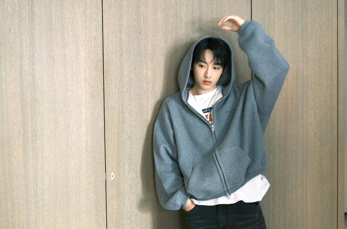 _winwin_holic_'s tweet photo. 윈프분들,윈윈이 잊지않고 기억해주시고 함께해주시는 모든팬분들 맛있는 음식 많이 드시고 즐겁고 행복한 추석 연휴 보내세요🥹🥮💙
윈윈이도 맛있는 음식 많이 먹고 즐겁고 행복한 추석 연휴 보내야해🥺🥮💙
중국에서 즐겁고 행복하게 지내고 있어서 다행이야☺️
너무 보고싶다💙윈윈아💙사랑해💙
#WINWIN #윈윈
