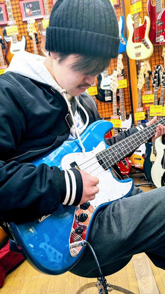 YellowSheep2025's tweet photo. ほんのりお知らせ♪

キイロさんたち
初ライブ80人動員
2回目45分スリーマン
3回目レジェンドと遭遇

確実にステップアップしてきたので
そろそろ巣立ちの時かなと。

いままでは
オレ（あに）が公式回していましたが
今後は
メンバーが公式Xの管理
イベントのブッキング等
行います

続く↓ https://t.co/OTswfvClVA
