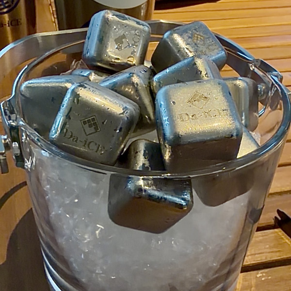 Kirin_Brewery's tweet photo. ／
すっごく爽快！ゴクゴク！キャンペーン
終了まであと3日！
＼
12ptコースで当たる
【Da-iCEの溶けないiceキューブ付き すっごく爽快タンブラー】で、キンキンに冷えたのどごし<生>はいかがですか？🍺🧊

▼ご応募・詳細はこちらから
https://t.co/H6vcZEHoP5

#Da_iCE_のどごし生
【発泡酒②】 https://t.co/EvtspwKkTd
