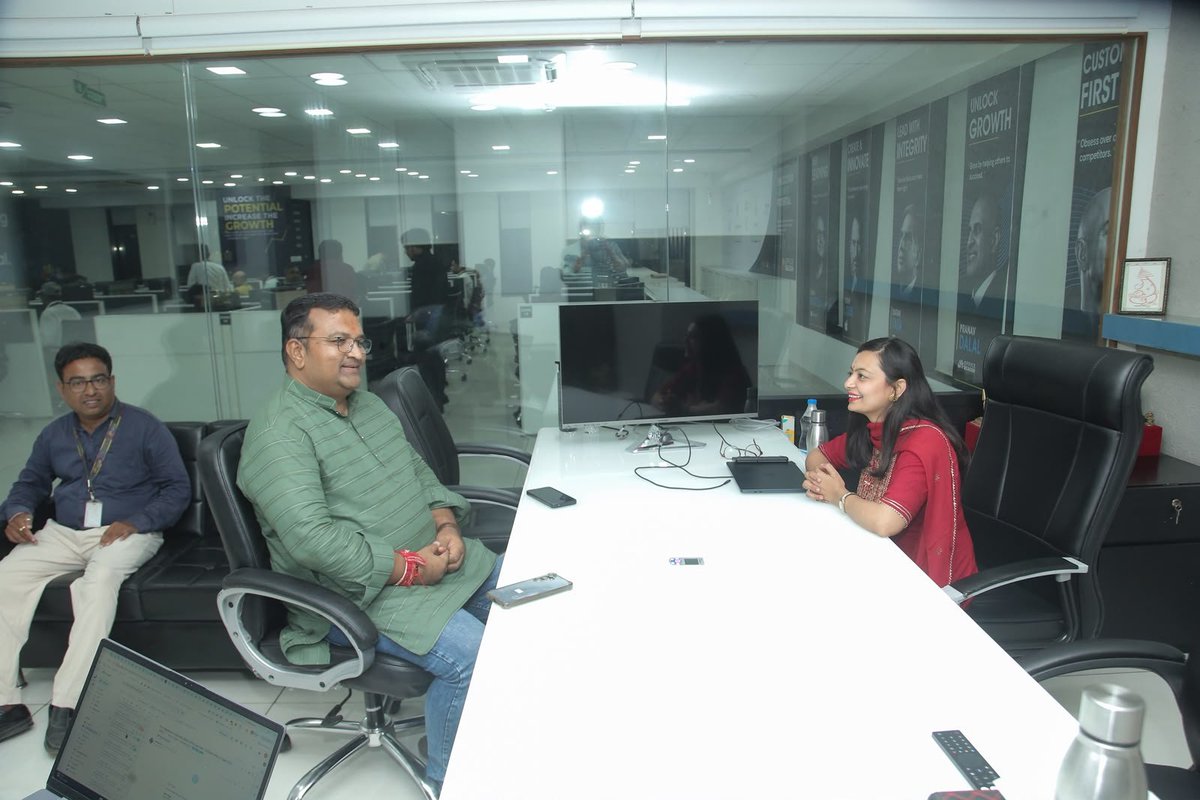 adityapatel1980's tweet photo. શ્રી ગણેશ મહોત્સવના પાવન અવસરે Office Beacon કંપની દ્વારા બિરાજમાન વિઘ્નહર્તા શ્રી ગણેશજીના ભક્તિભાવપૂર્વક દર્શન કરી સૌના જીવનમાં સુખ, શાંતિ, સમૃદ્ધિ અને મંગલમયતા રહે તેવી પ્રાર્થના કરી. 🙏 https://t.co/rbyh0LXRLP