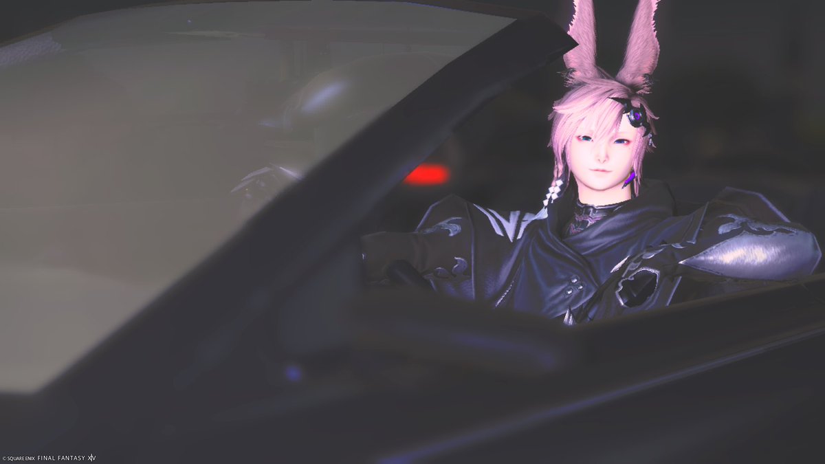 Noxx_FF14's tweet photo. レガリアゲット🚗💨

相乗りできるマウント無かったから嬉しい
20万コツコツ貯めて置いてよかった https://t.co/k5H70eYOtN