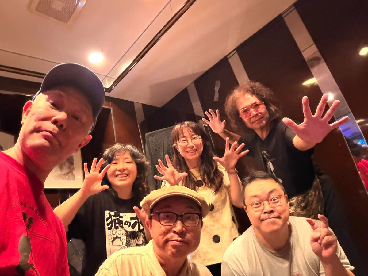 tatitutetooooo's tweet photo. ツアー2日目は静岡8th RESTにて！
雨の中たくさんの人が集まってくれて感謝🥲

出演
オグラ＋森山あこ（key）
まっしー
クレさん
森山あこ（ソロ）

お店で食べたホットサンドも超絶美味かった🤤 https://t.co/JHyFHbrUwK