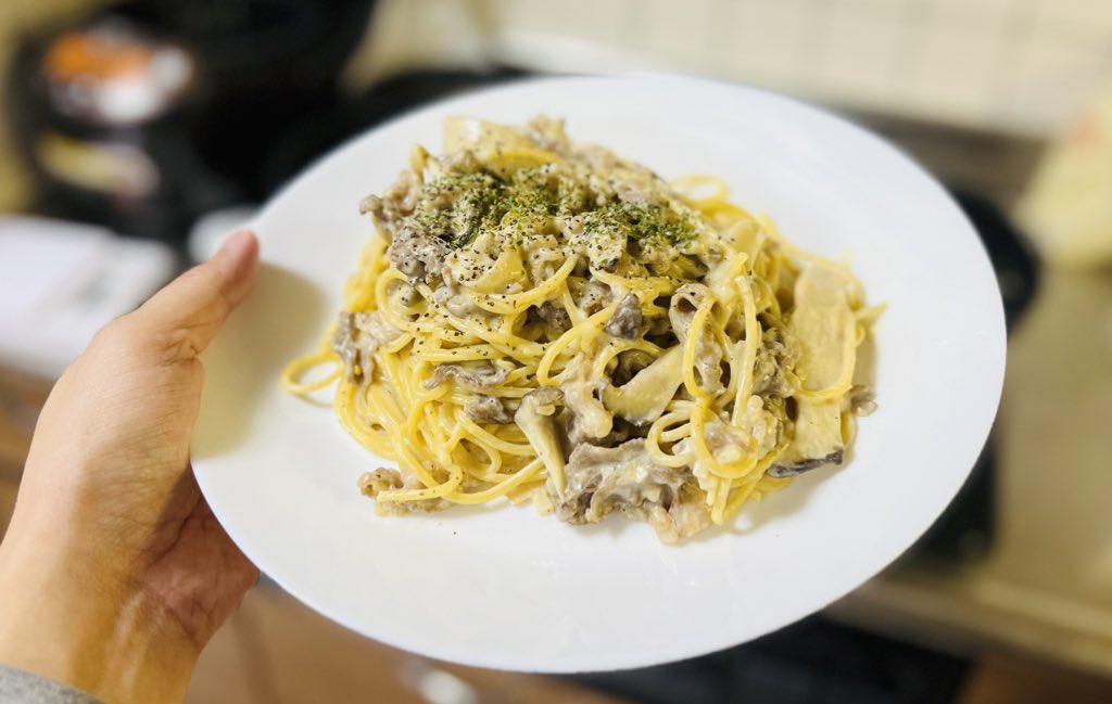 mmomongaaaa's tweet photo. 食欲旺盛なぽっちゃりを養うためにパスタの腕前を磨くおれ https://t.co/m6QXTAy5aH