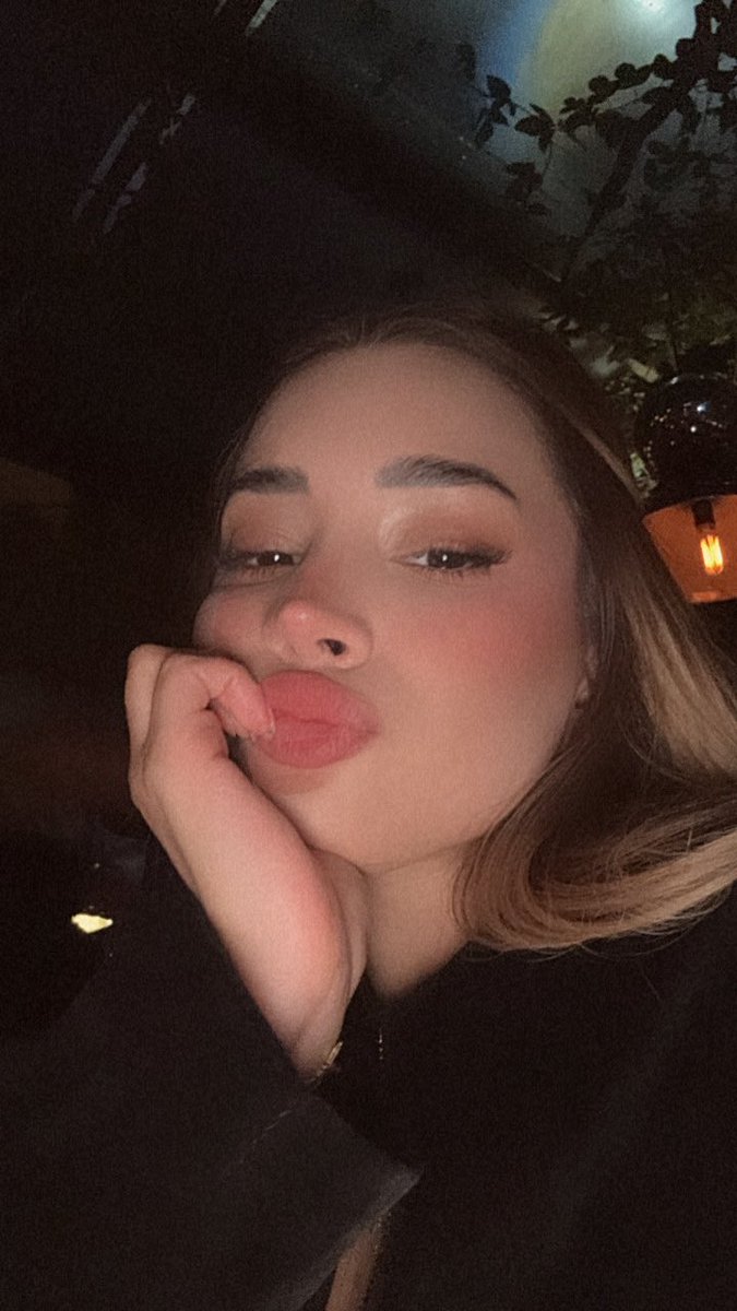 varoox13's tweet photo. seguimos en tendencia y a la vez votando por esta bonita

BRIANDA A LA FINAL https://t.co/glOcNwjjMd
