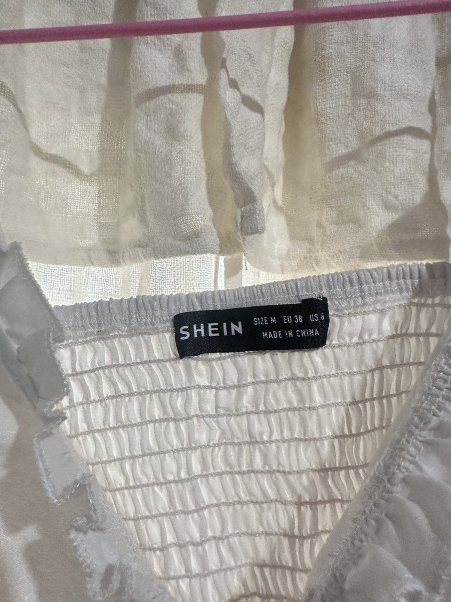 hyunnee304's tweet photo. เสื้อสายเดี่ยว Shein Size M  ✨
สวย เซ็กซี่เบาๆ 100 ส่งฟรี 
#เสื้อผ้ามือสอง #ส่งต่อเสื้อผ้า #ส่งต่อเสื้อผ้าสภาพดี #ส่งต่อเสื้อผ้ามือสองสภาพดี #ส่งต่อเสื้อผ้ามือ2 #เสื้อผ้ามือ2 #เสื้อครอปมือสอง #เสื้อครอป #ส่งต่อเสื้อผ้ามือสอง https://t.co/sWbFUg9NtR