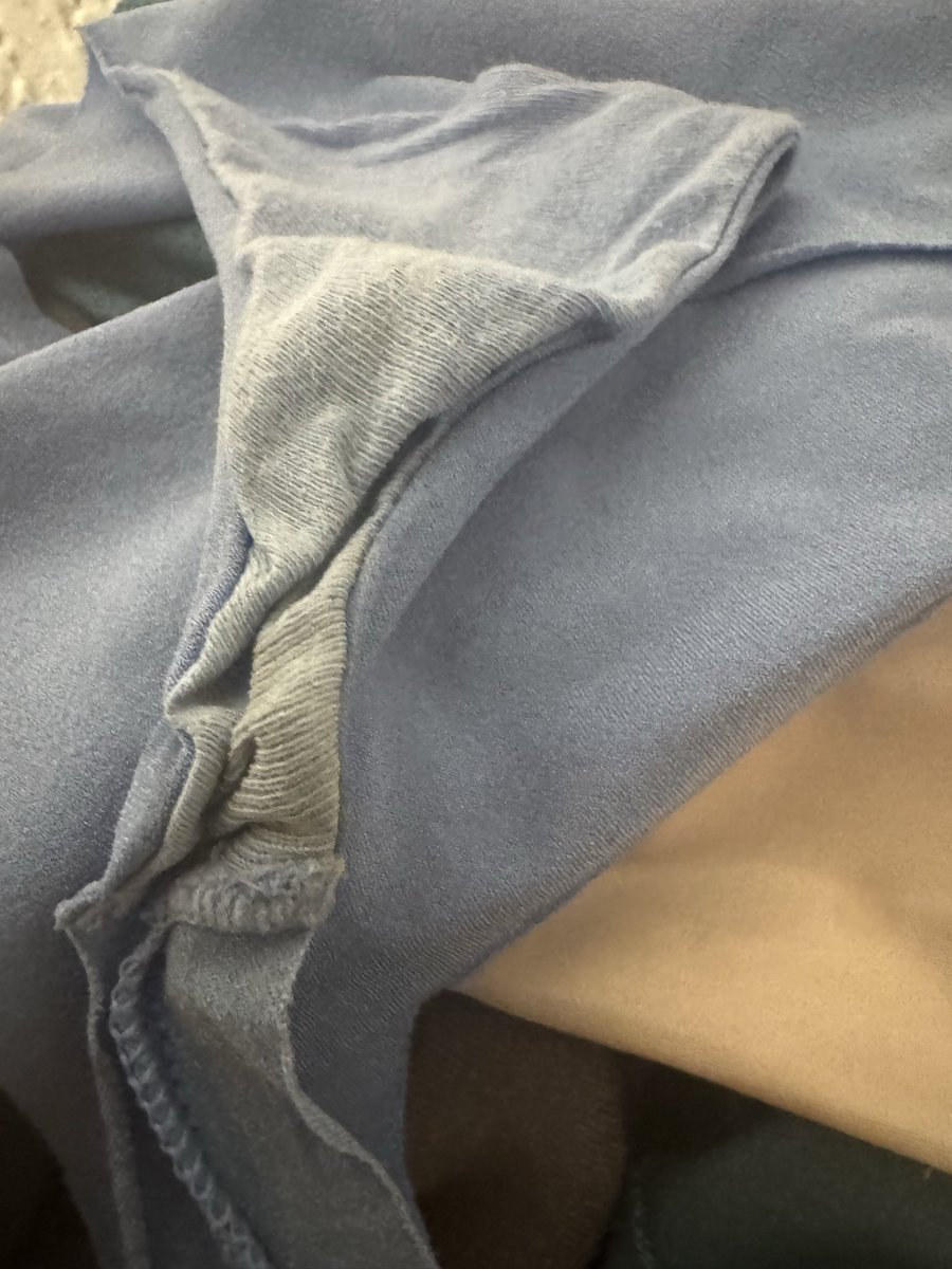 ThePublicSlayer's tweet photo. 9-24-26 - Super crusty tonight I don’t know why. But this blue thong smells like pee and buthole 😤😋🤤 #crusty #hard #smelly #hairy #vagina https://t.co/g2WcbTct1u