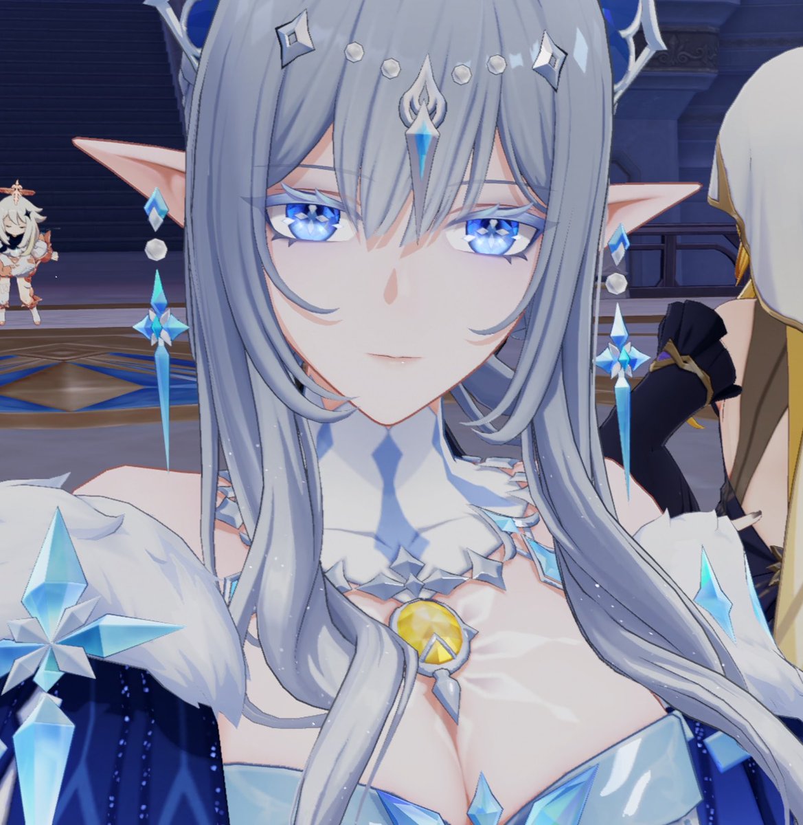 doveedoll_'s tweet photo. im a bit distracted https://t.co/pVCfa4fYnE