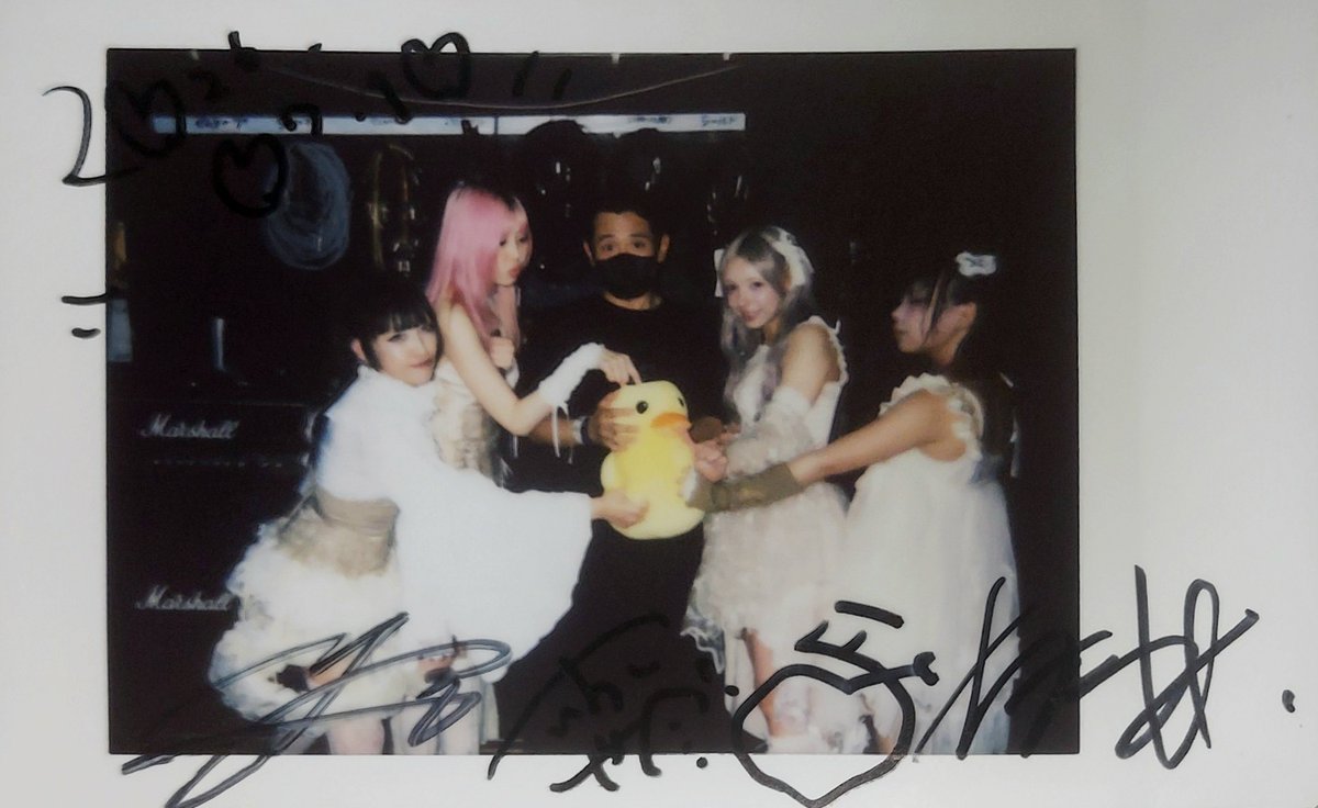 isonofreedom's tweet photo. 2026/07/10
TOKYOてふてふ 集合
神狩こはく世會
楪おうひ
ちむら詩文
(めありらすと 消失)
ALT(見れない人用は下)
#TOKYOてふてふ https://t.co/fBZLKkujQq