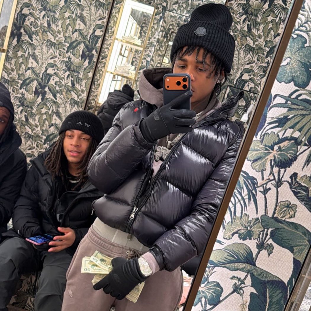 212mediaTV's tweet photo. YFG Fatso seemingly says he was just shot at and tells them to do better next time 😵‍💫 https://t.co/T5aFivkPXe