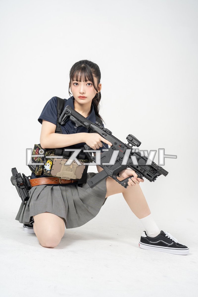 Blueswallowtail's tweet photo. なんかAgiliteってよく聞くので
蛭田愛梨さんにピースコンバットからの
グラビアの武装JKコスオーダーで
タイガーストライプのチェストリグを
着用してもらいました🐹✨

個人的に進学塾の広告みたいな
これが一番目のがお気に入りのポージング

JKたくてぃくす
さくらがはく🌸

スタイリスト私物笑笑 https://t.co/dzNvcxdfvu