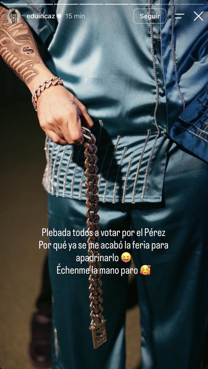 Arthur11322's tweet photo. Ya habló Eduin Caz todos a votar por el Ese Pérez cabrones #LaCasaDeLosFamososMx https://t.co/g5CouDXQqg