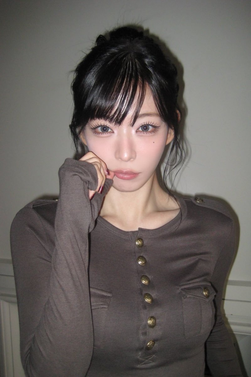 chae0eeee's tweet photo. 밑에서 기어달라고? 만족 못시키면 어떻게되는진 알지?

#연능 #스위치 #멤놀 https://t.co/0patMvZvTl