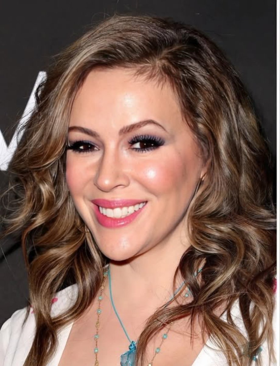 gman5180's tweet photo. Little League Baseball of America is suing Alyssa Milano for her "fundraiser" last year...it was a SCAM! 

She begged her fans for cash donations to help send her son to a baseball camp, 

She is worth at least $10 MILLION 🫤

LLBOA Chairman Joseph Barron said
"she raised $365k... "She paid for the entire team to go to camp, which was $1,200."

Barron says she pocketed the rest.

"That money was raised for kids. It should go to kids."  

Don't most people go to jail/prison for stuff like this?! 🤬🧐