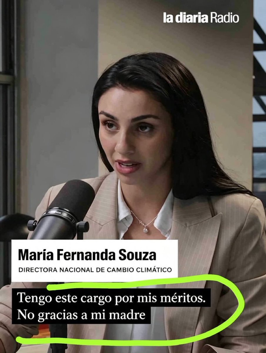 ElInformante_10's tweet photo. 🔴 𝗖𝗔𝗥𝗔𝗗𝗨𝗥𝗔 𝗧𝗢𝗧𝗔𝗟

▶️ La hija de Blanca Rodríguez, María Fernanda Souza Rodríguez, que fue acomodada a dedo como Directora de Cambio Climático y gana $240.000 mensuales, pretende hacer creer que obtuvo ese carguito por méritos y no gracias a su madre. 

Una burla. https://t.co/Le8bgZA8Fw