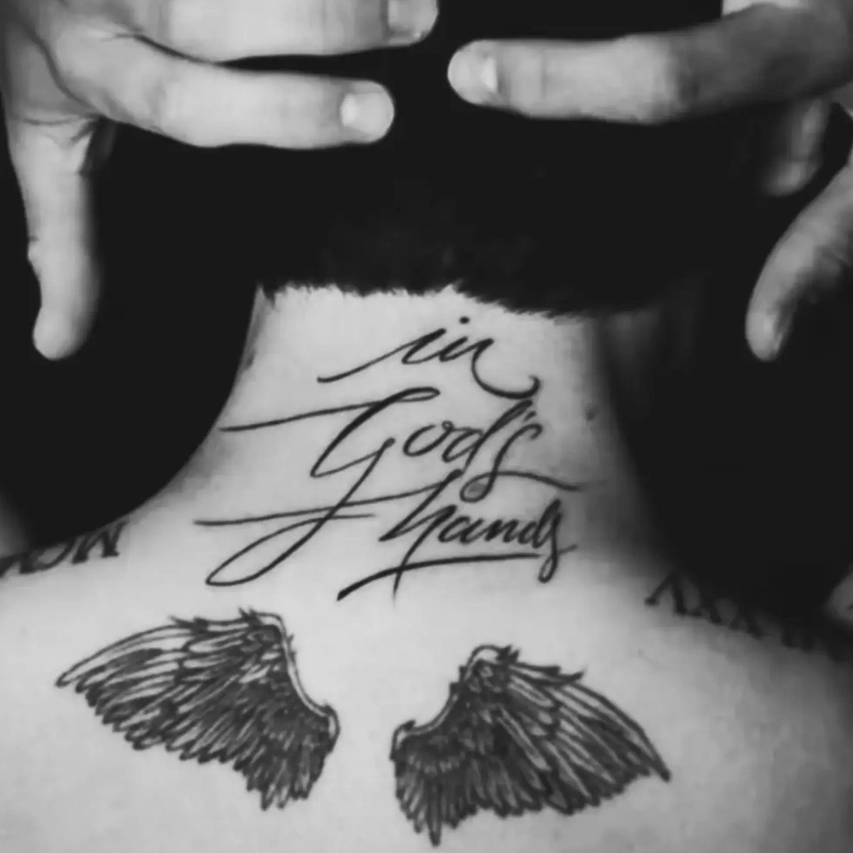 dancarrillito's tweet photo. los únicos tatuajes que debería tener Carrisex… https://t.co/XqIVR06v6I
